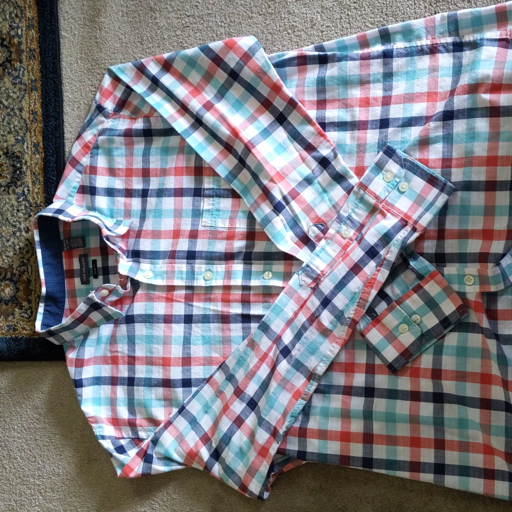 Van Heusen Slim Fit Long Sleeve shirt